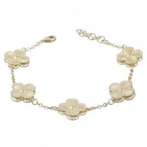 NEW 3AM BY H&D ACCESSORIES women's modern cubic zirconia clover charms bracelet